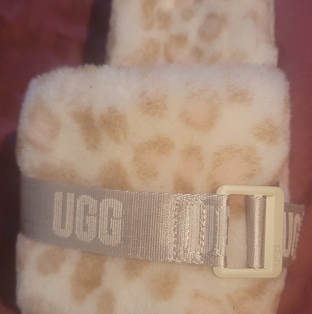 UGG Fluffy Leopard Print Slippers